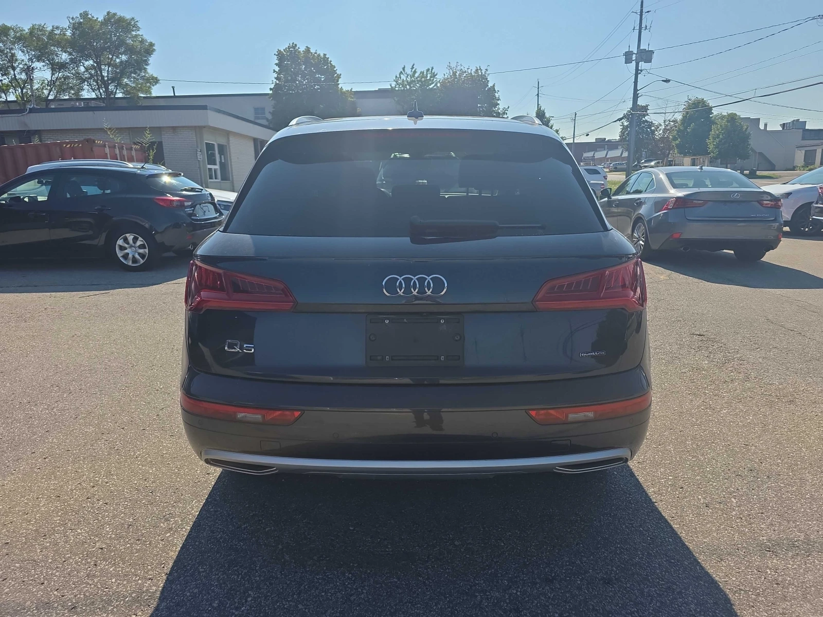 Audi Q5 * Technik * DISTRONIC* CARFAX* , снимка 4 - Автомобили и джипове - 55939759