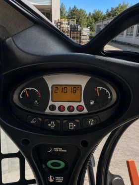Мини челни товарачи Bobcat S590 Без Забележка, снимка 3