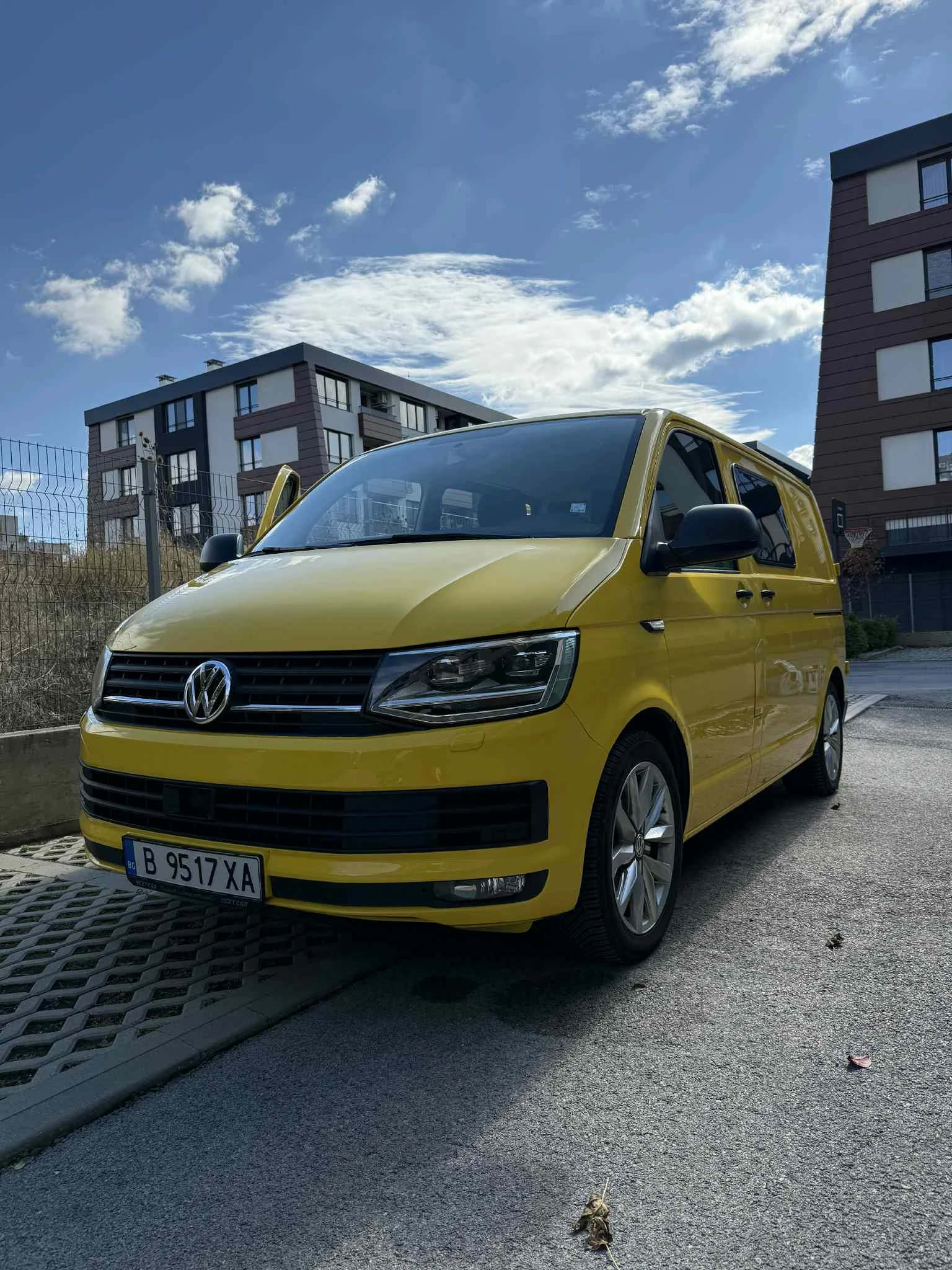 Кемпер VW Transporter T6 - изображение 2