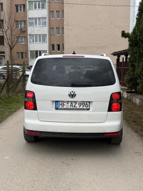 VW Touran НОВ ВНОС 2009Г.. 1.9 ТДИ, снимка 16