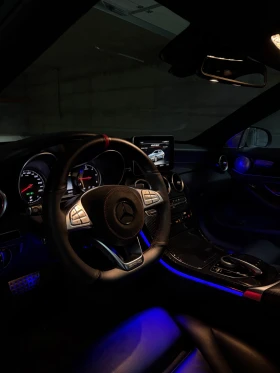 Mercedes-Benz C 220 AMG/Head-Up/Multibeam/Панорама/Ambient/Keyless, снимка 15