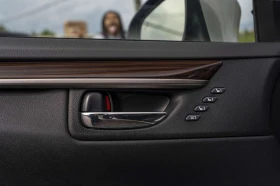 Lexus ES, снимка 13