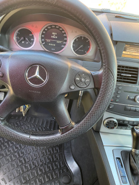 Mercedes-Benz C 200 2.2, снимка 16 - Автомобили и джипове - 45885881
