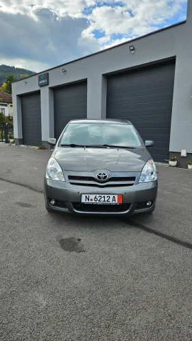  Toyota Corolla verso