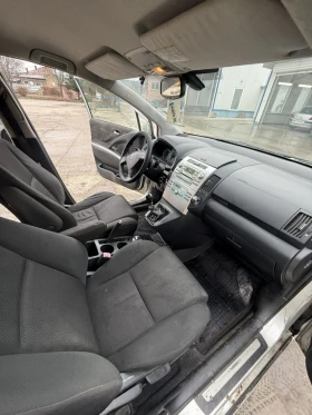 Toyota Corolla verso 2.2 136кс, снимка 7