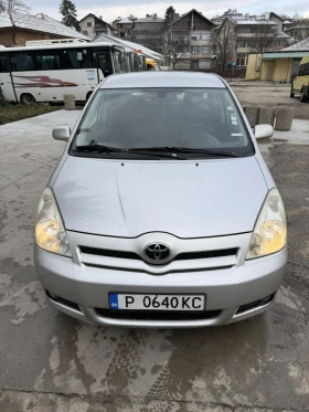 Toyota Corolla verso 2.2 136кс, снимка 3