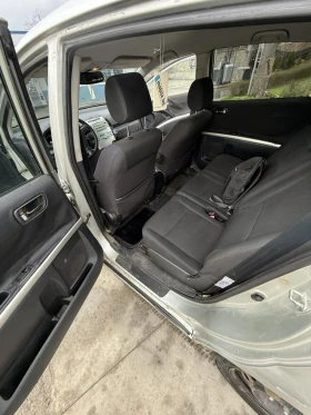 Toyota Corolla verso 2.2 136кс, снимка 11