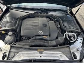 Mercedes-Benz C 300 4MATIC Sedan* CARFAX* ПАНО * 360, снимка 11 - Автомобили и джипове - 53683020