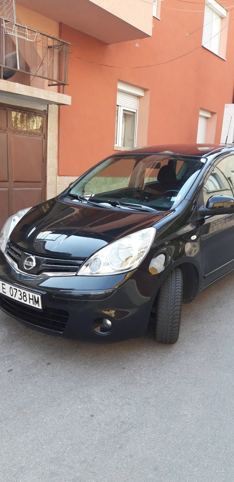 Nissan Note 1.4 бензин, снимка 2 - Автомобили и джипове - 42381414