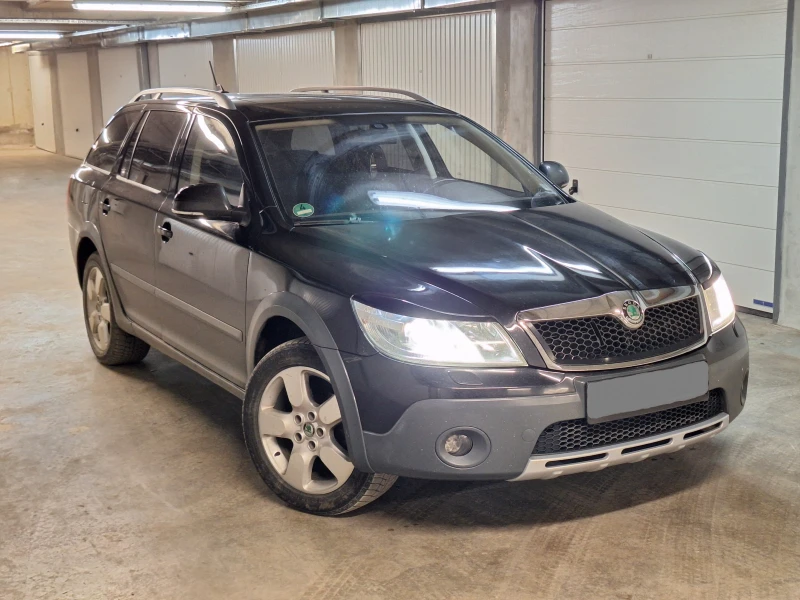 Skoda Octavia SCOUT, снимка 2 - Автомобили и джипове - 48740963