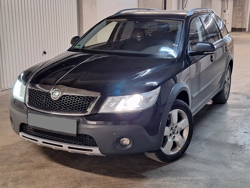 Skoda Octavia SCOUT, снимка 1 - Автомобили и джипове - 48740963