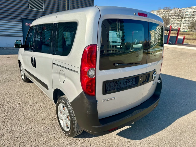 Opel Combo 1.6 CDTI, снимка 3 - Автомобили и джипове - 48808358