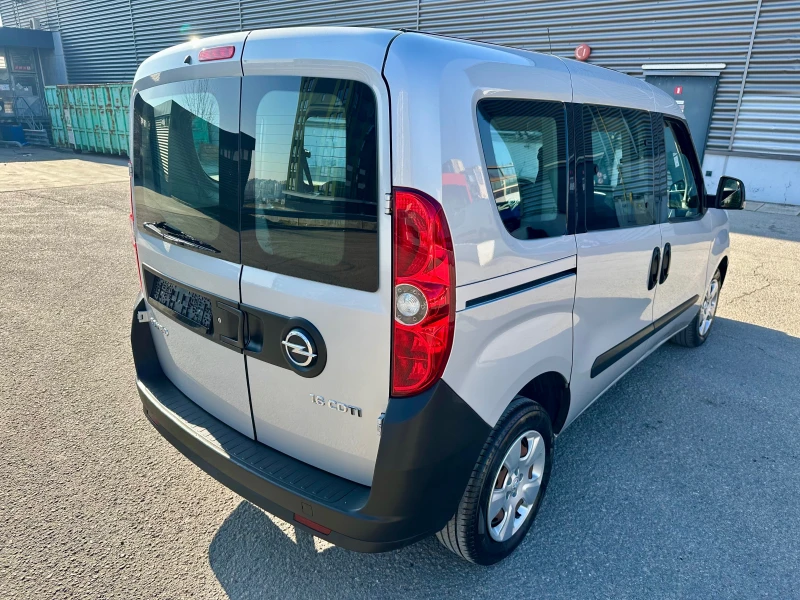 Opel Combo 1.6 CDTI, снимка 5 - Автомобили и джипове - 48808358