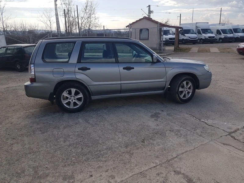 Subaru Forester 2.0LPG, снимка 4 - Автомобили и джипове - 48938733