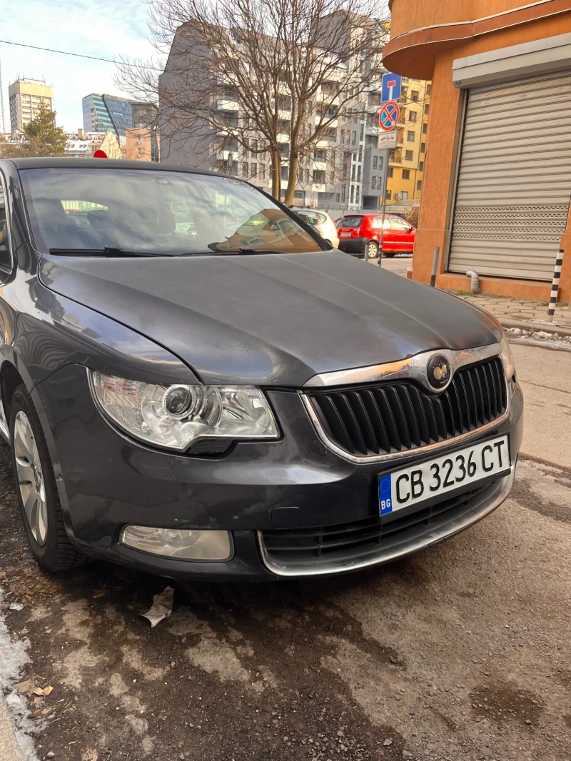 Skoda Superb, снимка 2 - Автомобили и джипове - 49245839