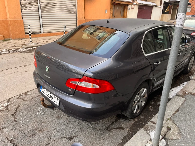 Skoda Superb, снимка 4 - Автомобили и джипове - 49245839