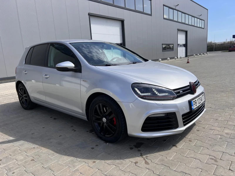 VW Golf, снимка 2 - Автомобили и джипове - 49599808