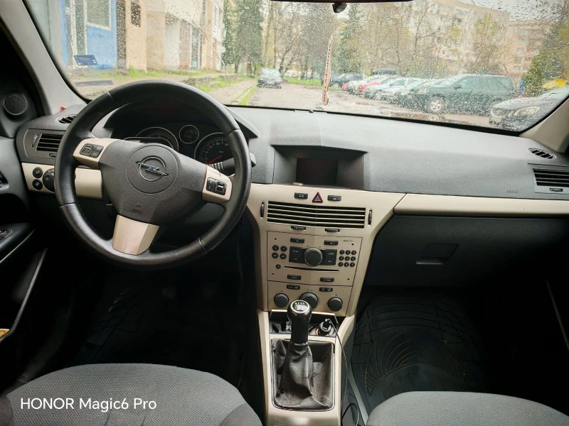 Opel Astra 1.8 /140 hp /gas /възможен лек коментар, снимка 3 - Автомобили и джипове - 52655966