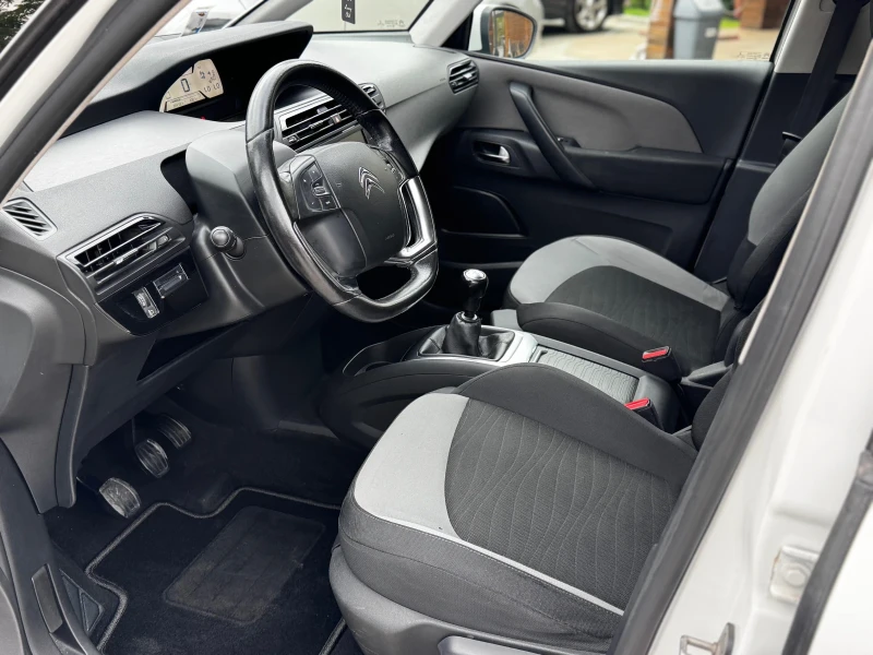 Citroen C4 Picasso, снимка 7 - Автомобили и джипове - 52357534