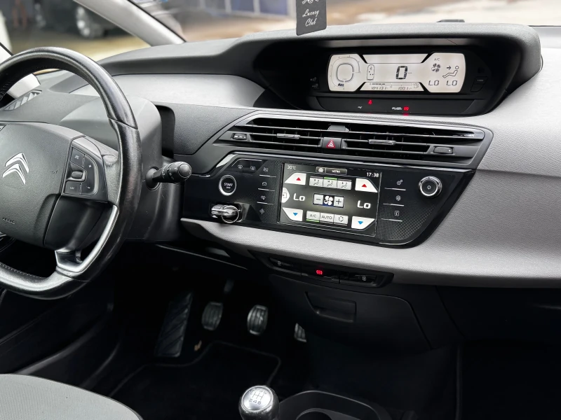Citroen C4 Picasso, снимка 11 - Автомобили и джипове - 52357534