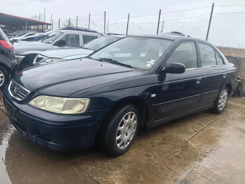 Honda Accord 2.0, снимка 3 - Автомобили и джипове - 51975093