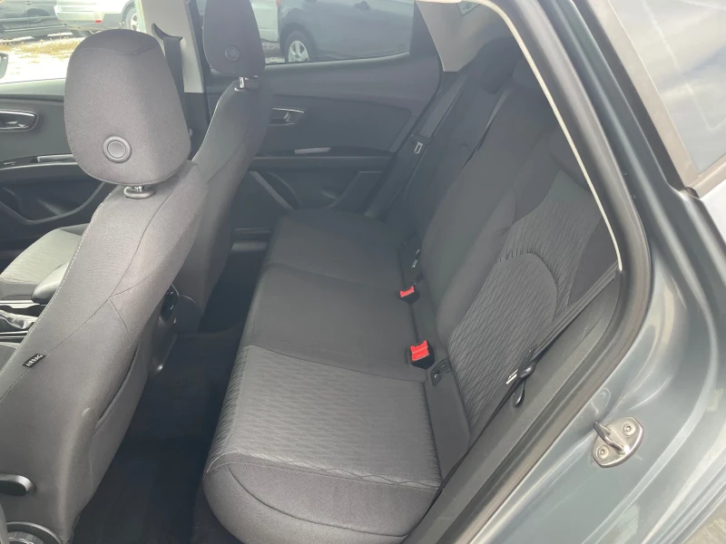 Seat Leon, снимка 8 - Автомобили и джипове - 52142443