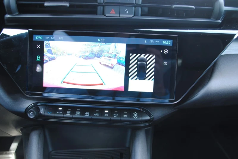 Alfa Romeo Junior ELETTRICA-SPECIALE/156HP/CAM/MEMO/NAVI/KLESS/558g, снимка 13 - Автомобили и джипове - 52330653