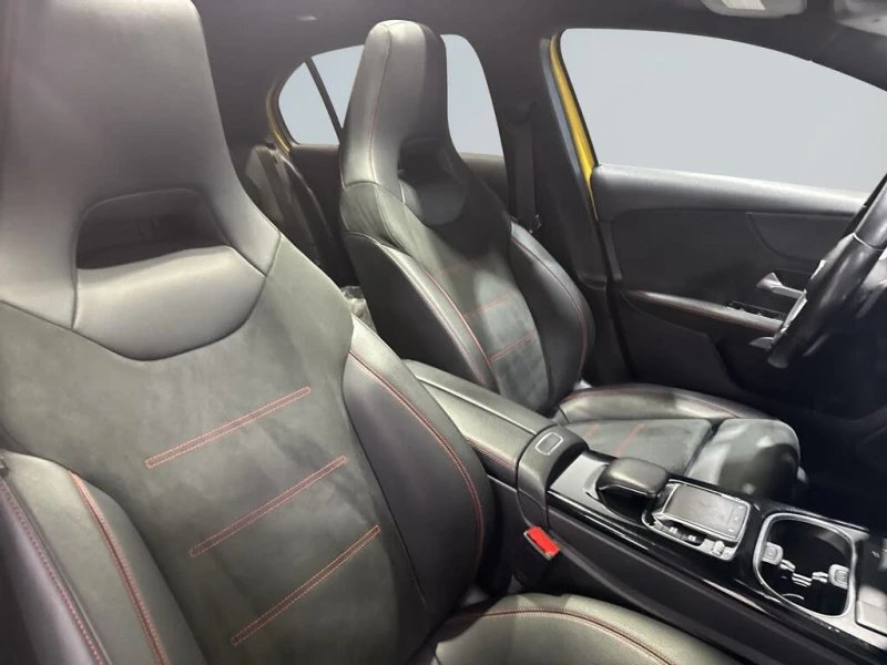 Mercedes-Benz A 250 2019* AMG PACK* BLACK OPTIC* DIGITAL* KEYLESS* ALC, снимка 13 - Автомобили и джипове - 52506442