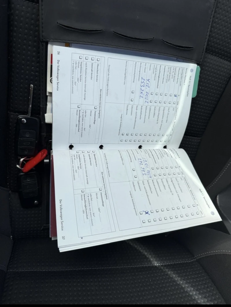 VW Touran НОВ ВНОС 2009Г.. 1.9 ТДИ, снимка 12 - Автомобили и джипове - 53116107