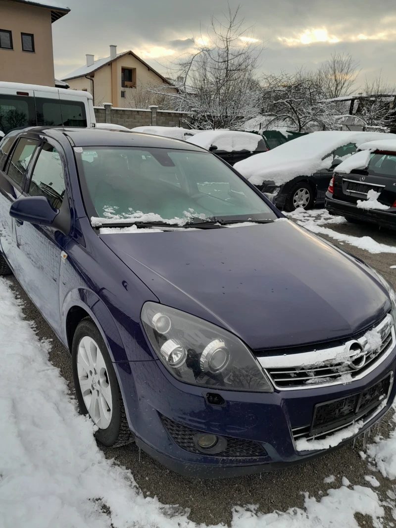 Opel Astra 1.7CDTI ECO FLEX, снимка 3 - Автомобили и джипове - 53326901
