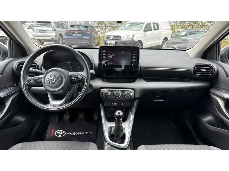 Toyota Yaris 1.0 Comfort - изображение 8