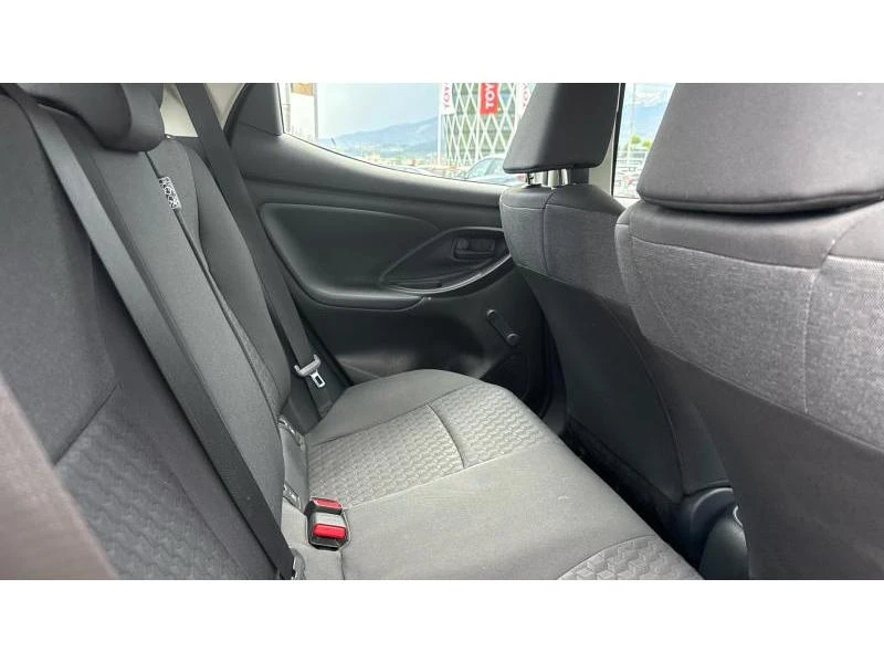 Toyota Yaris 1.0 Comfort - изображение 7
