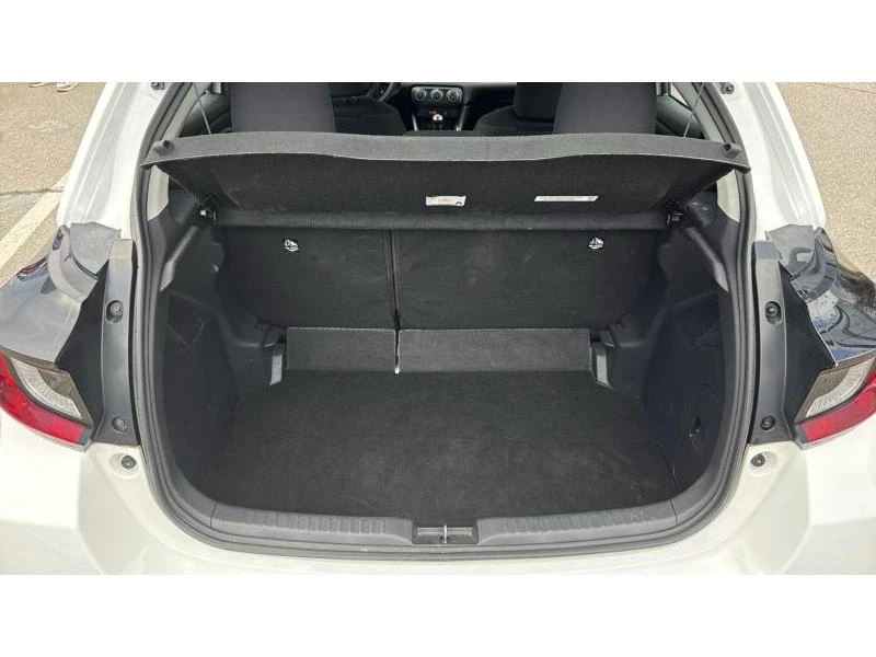 Toyota Yaris 1.0 Comfort - изображение 10
