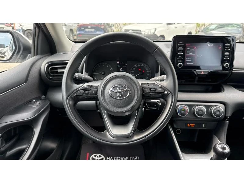 Toyota Yaris 1.0 Comfort - изображение 9