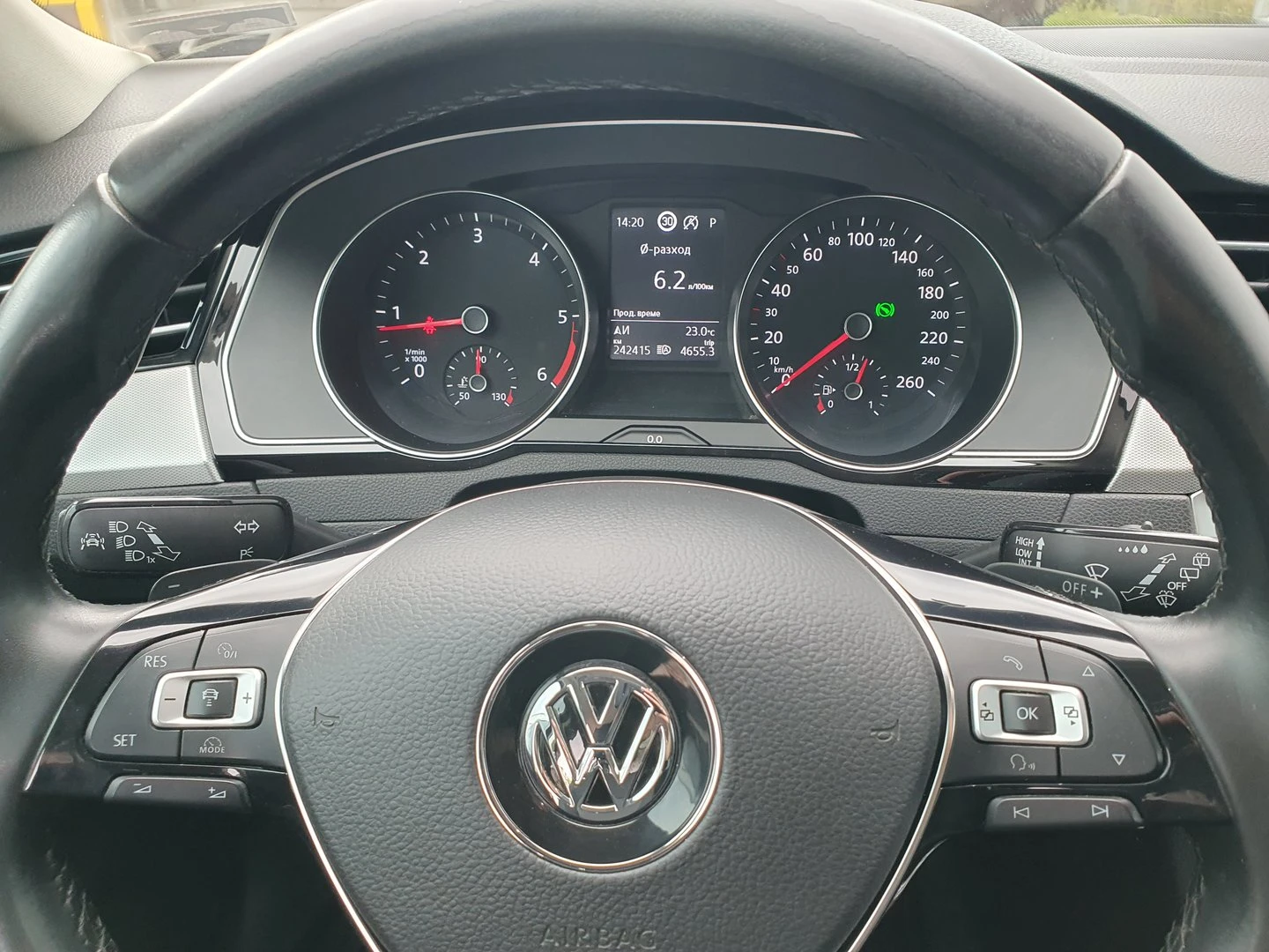 VW Passat Comfortline 2.0TDI BMT - изображение 7