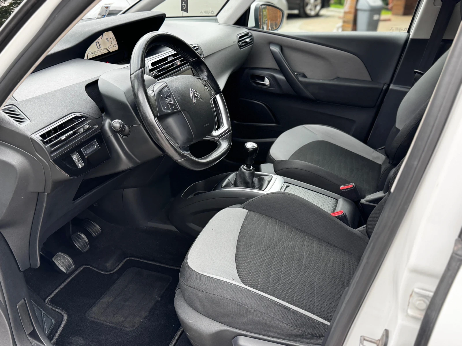 Citroen C4 Picasso  - изображение 7