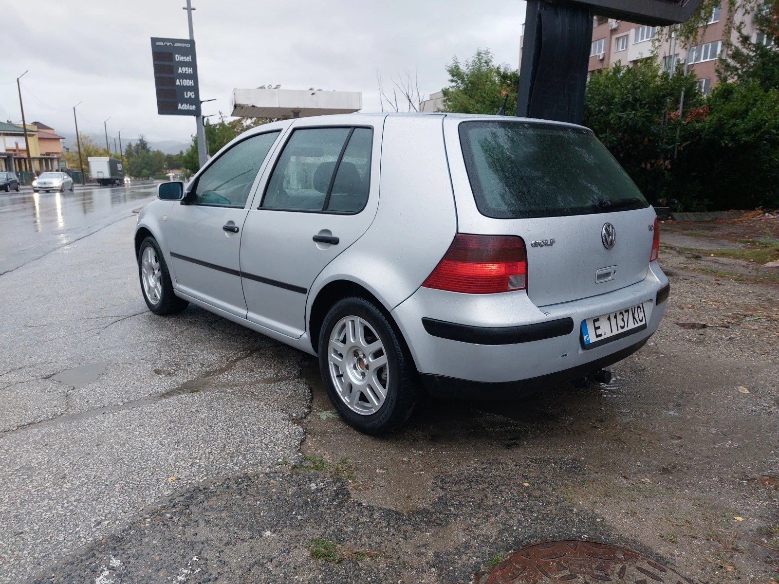 VW Golf 1.9TDI* 110кс.* CLIMATIC*  - изображение 3