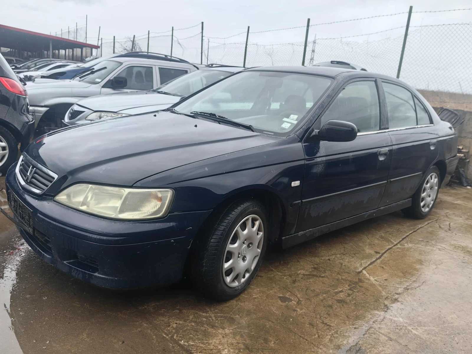 Honda Accord 2.0 - изображение 3