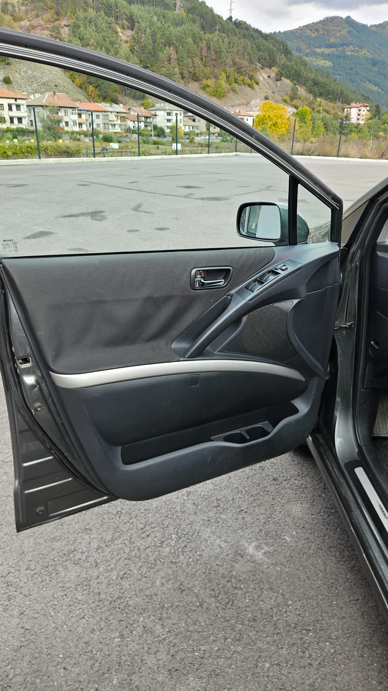 Toyota Corolla verso  - изображение 8