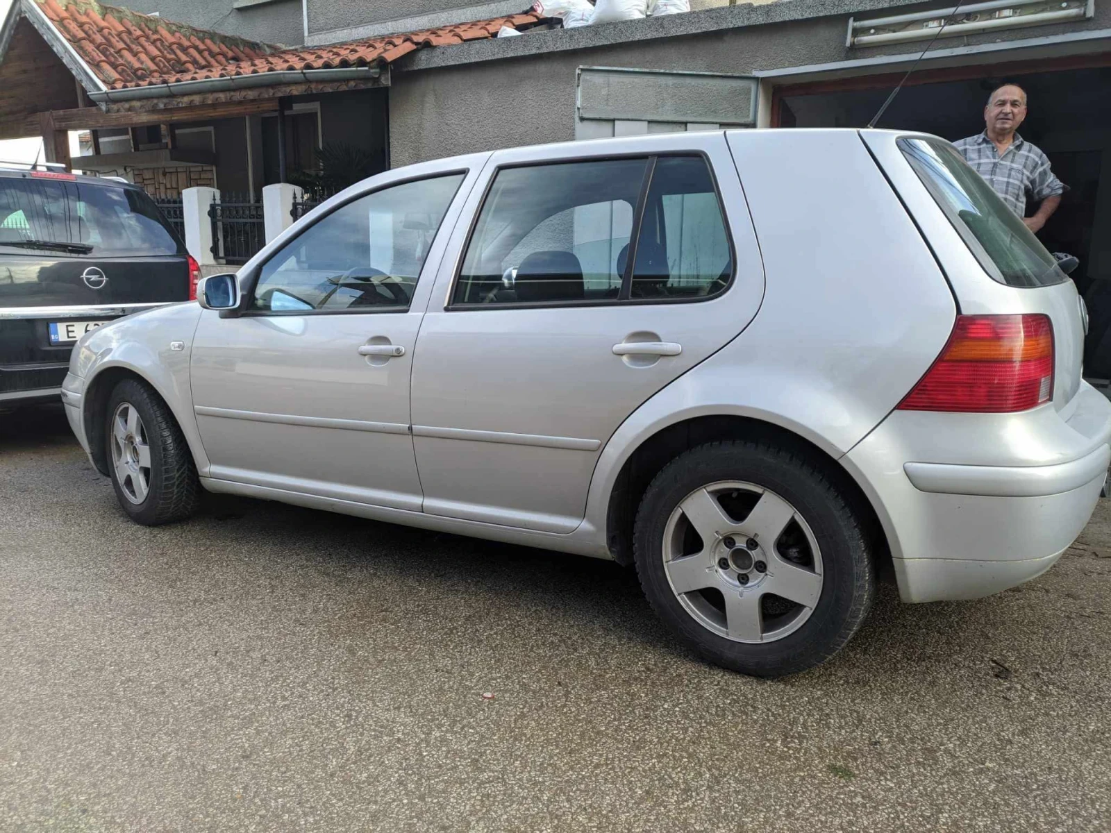 VW Golf | Mobile.bg   11