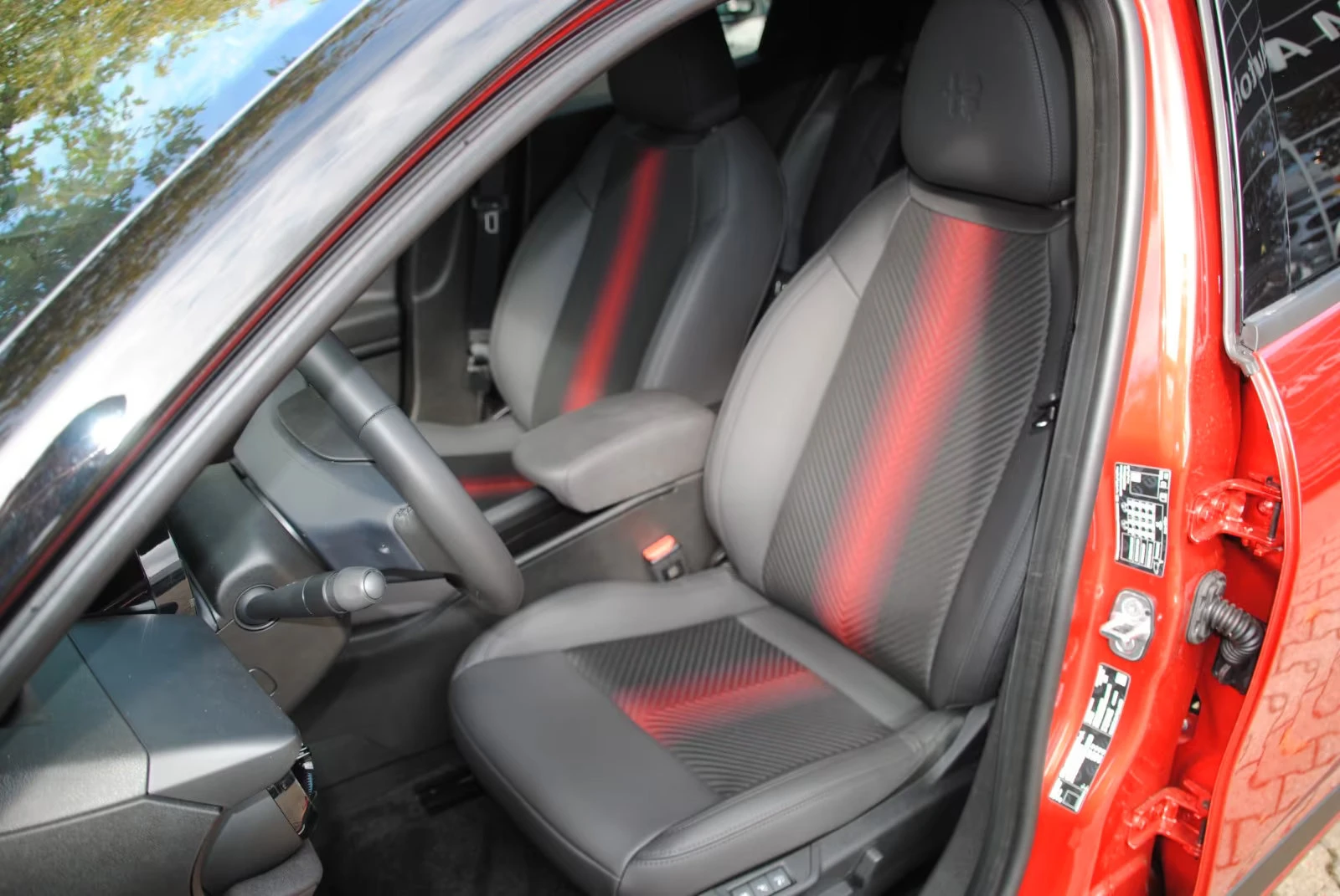 Alfa Romeo Junior ELETTRICA-SPECIALE/156HP/CAM/MEMO/NAVI/KLESS/558g | Mobile.bg   10