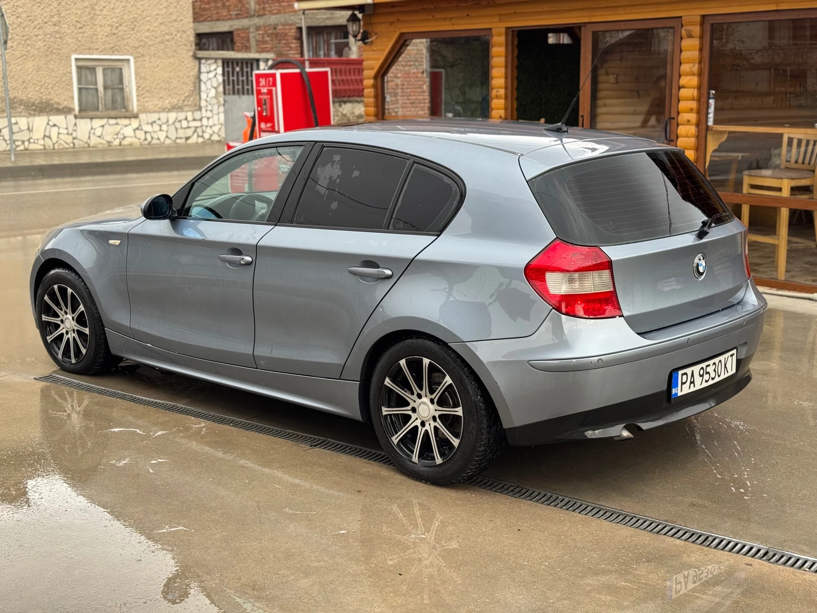 BMW 118 1.8/Панорама/6скорости - изображение 4