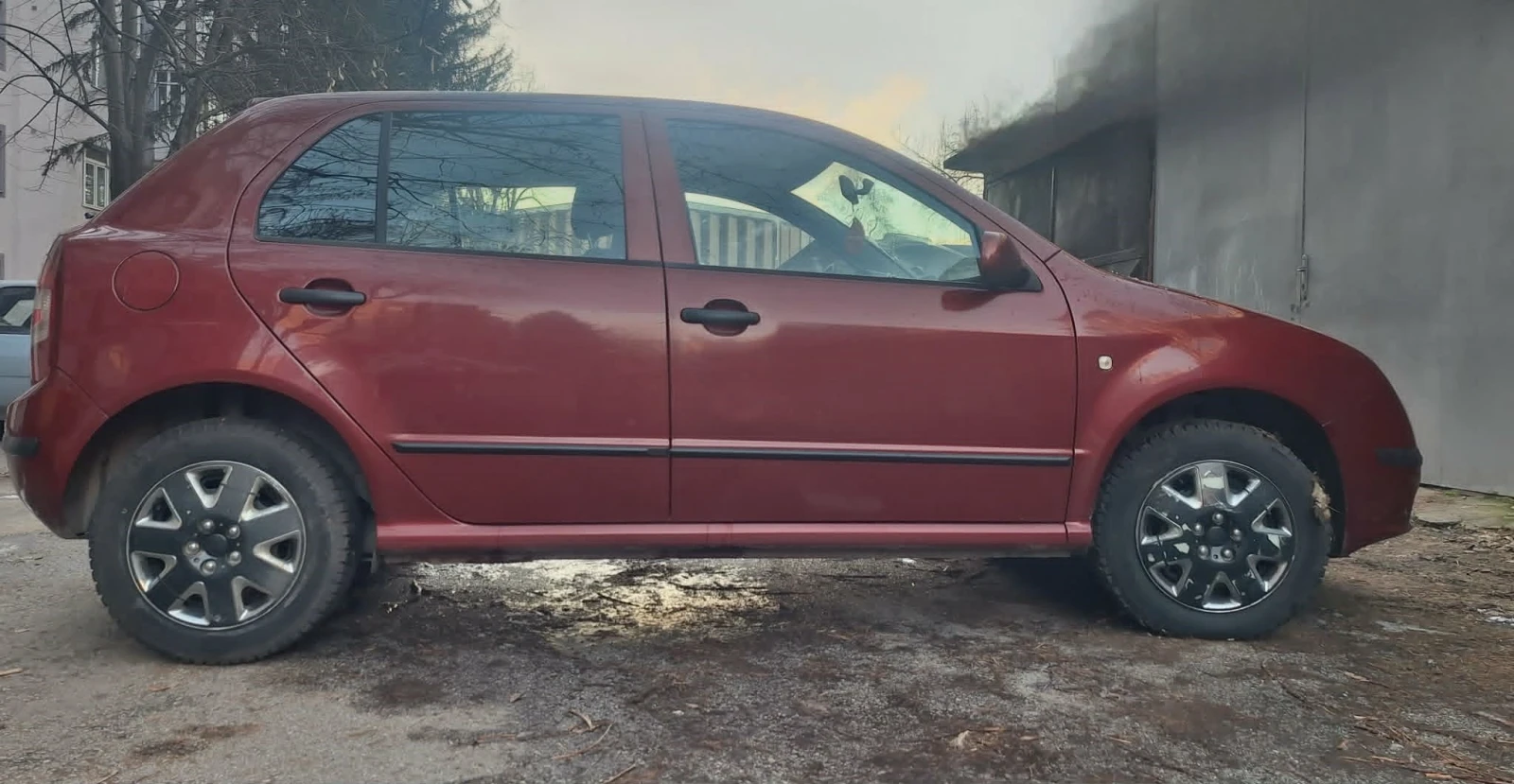 Skoda Fabia, снимка 6 - Автомобили и джипове - 54348929