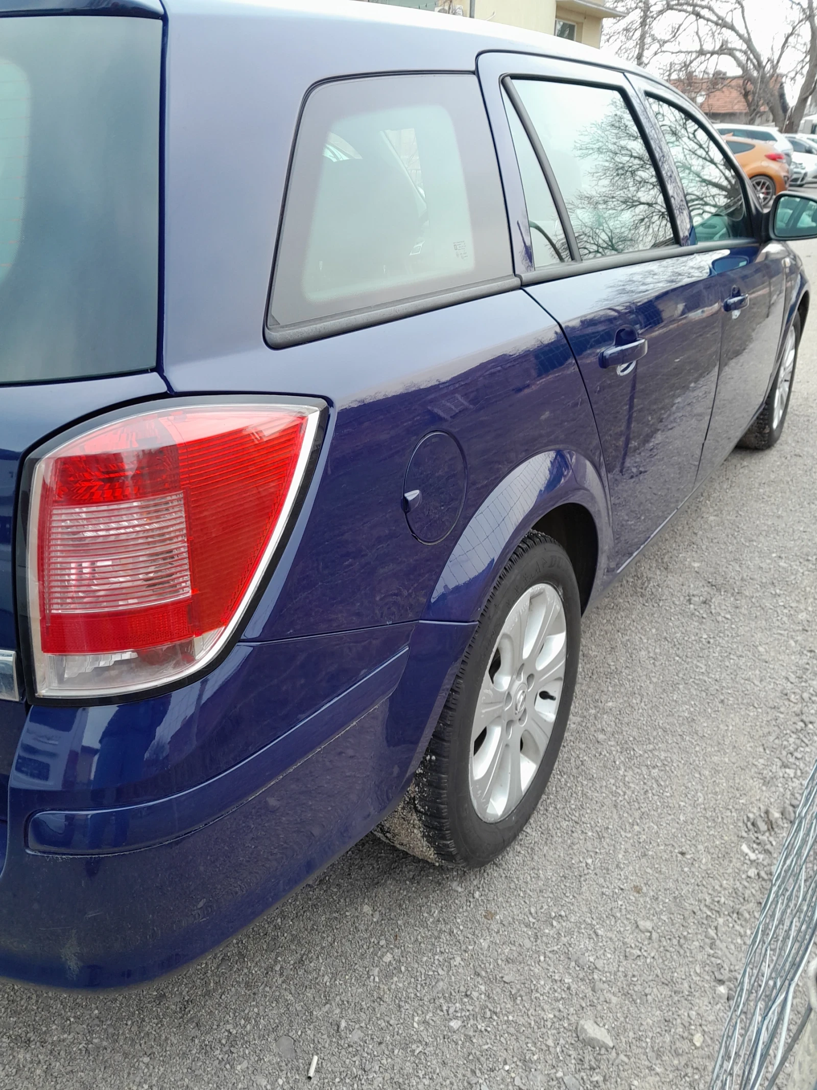 Opel Astra 1.7CDTI ECO FLEX, снимка 11 - Автомобили и джипове - 53693805