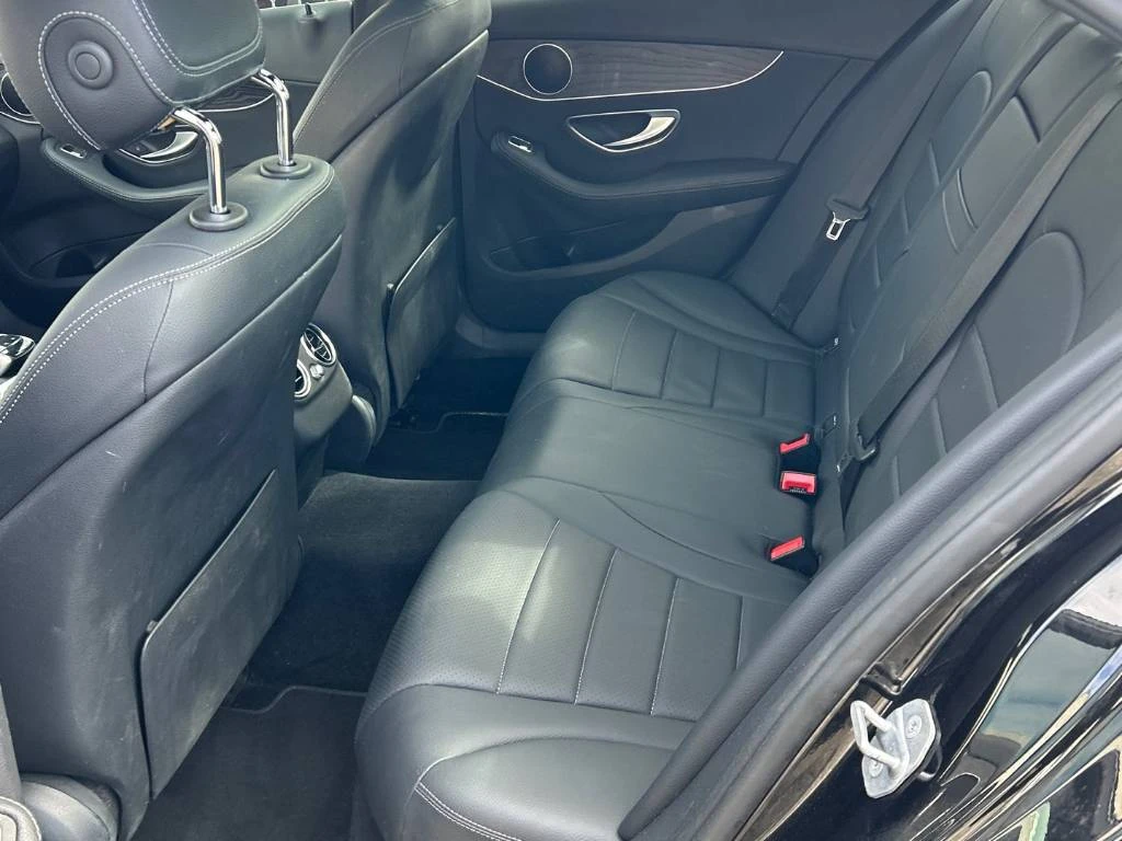 Mercedes-Benz C 300 4MATIC Sedan* CARFAX* ПАНО * 360 - изображение 8