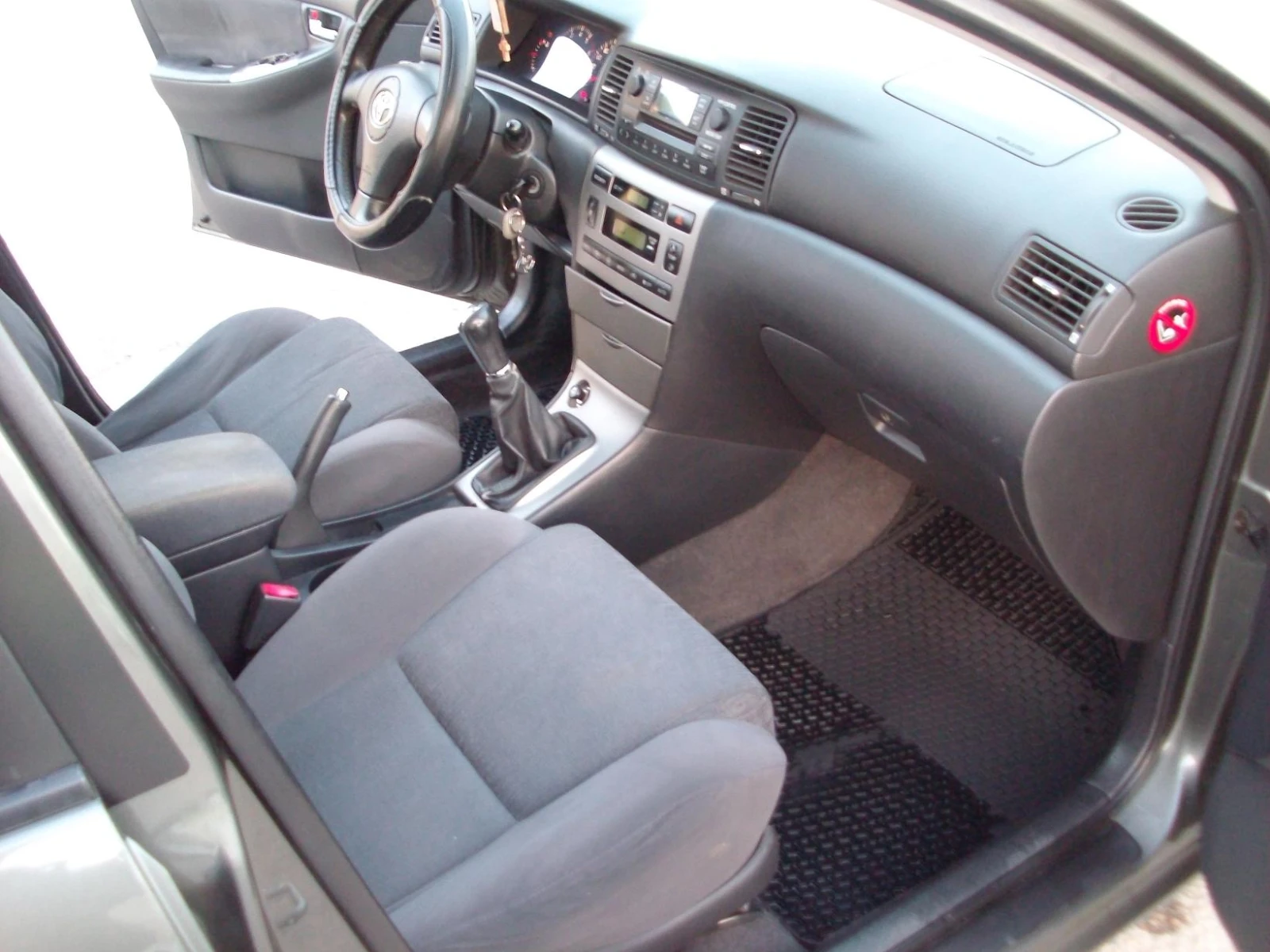 Toyota Corolla 2.0 D4D 90 p.s. , снимка 12 - Автомобили и джипове - 53866271