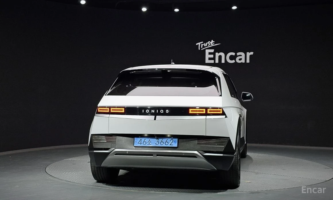 Hyundai Ioniq 5 * KEYLESS* КОЖА* КАМЕРИ* 360* LANE* ASSIST* , снимка 4 - Автомобили и джипове - 54084949