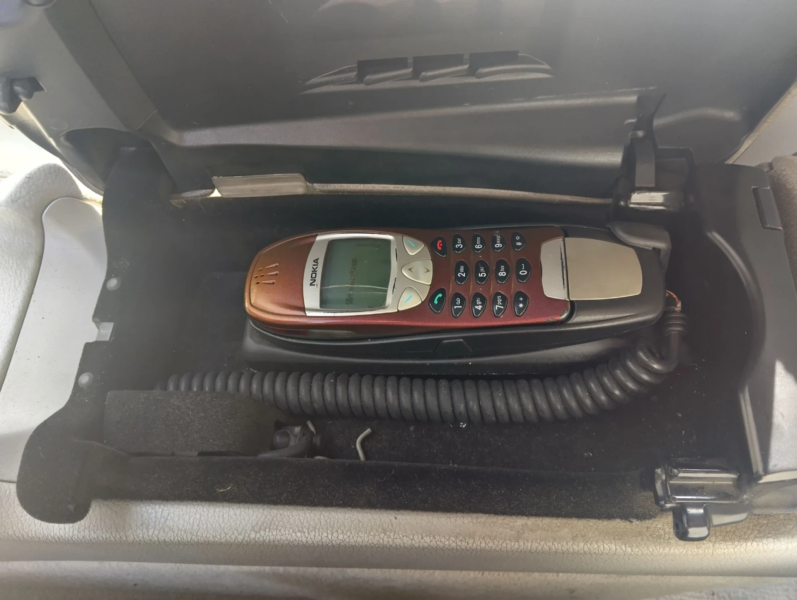 Mercedes-Benz CLK 270cdi, снимка 10 - Автомобили и джипове - 54113904