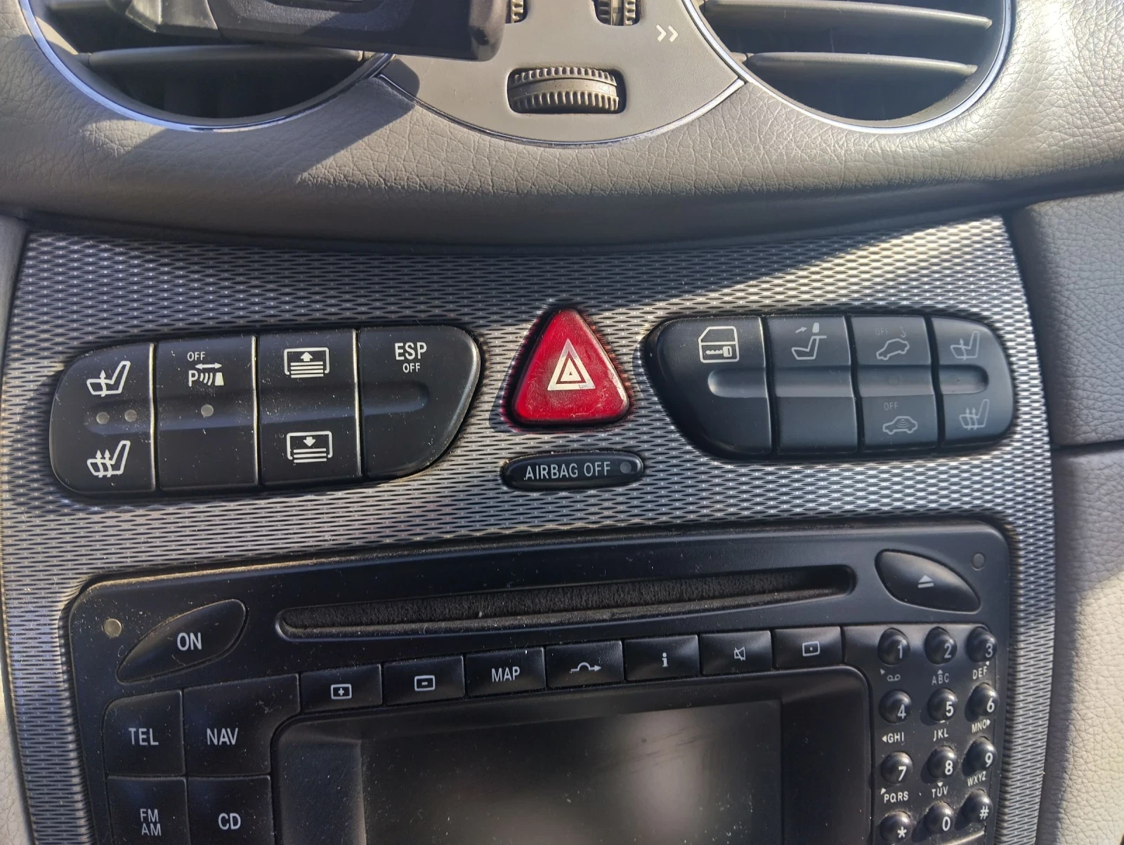 Mercedes-Benz CLK 270cdi, снимка 13 - Автомобили и джипове - 54113904