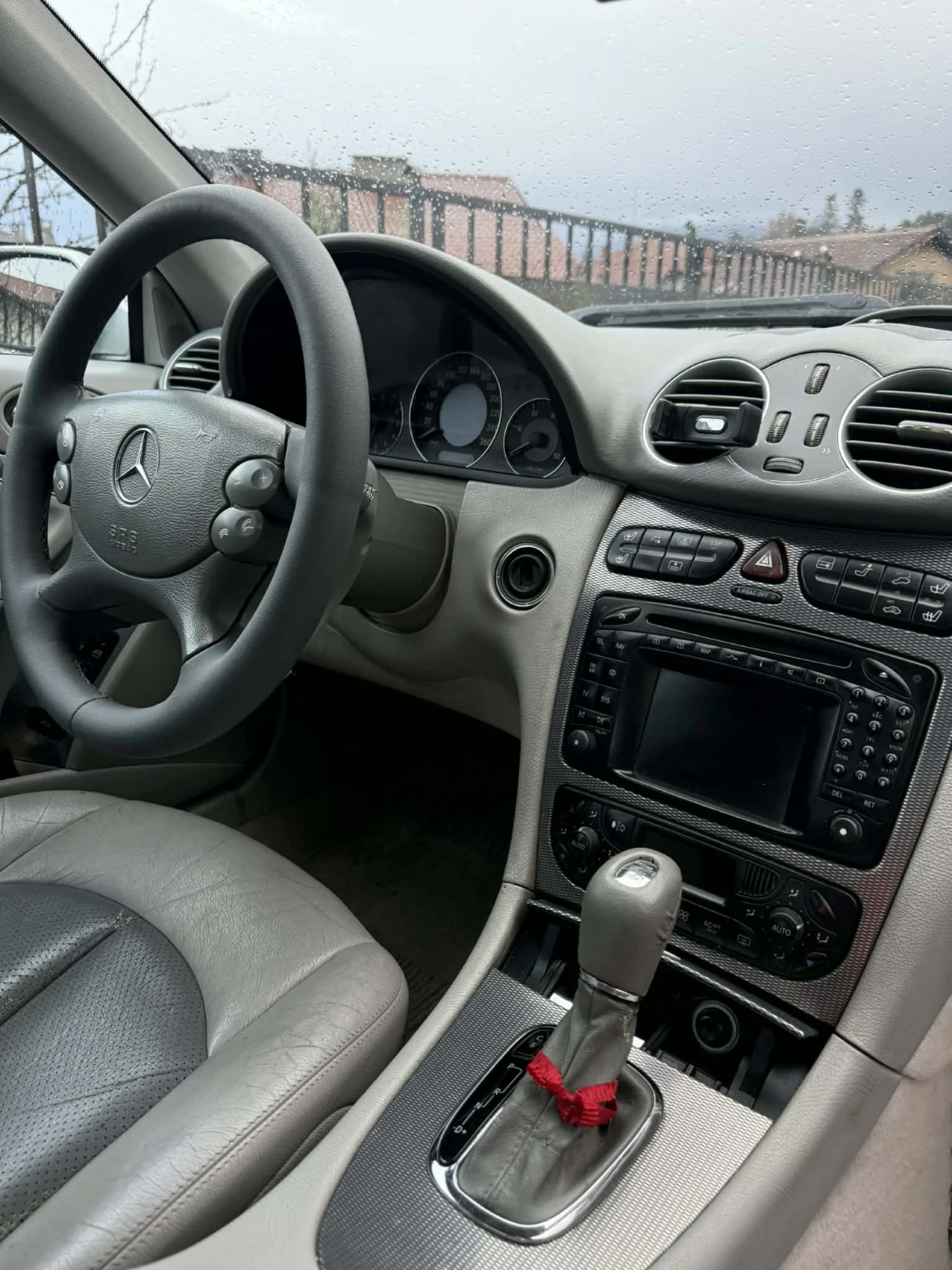 Mercedes-Benz CLK 270cdi, снимка 7 - Автомобили и джипове - 54113904